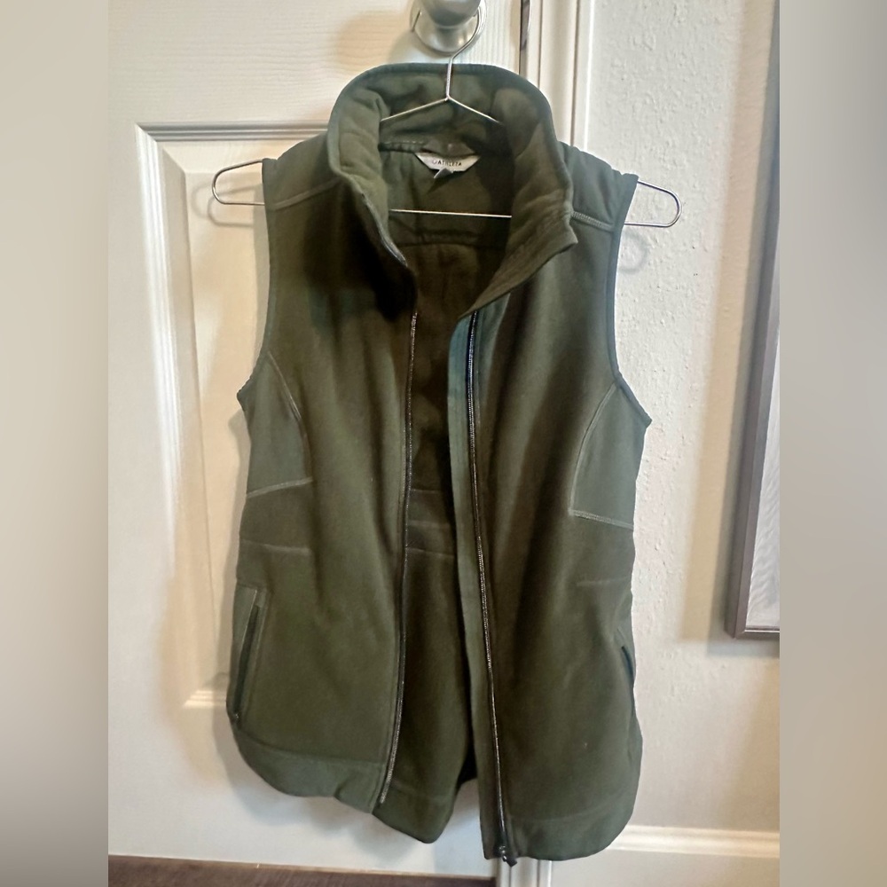 Athleta green vest size small